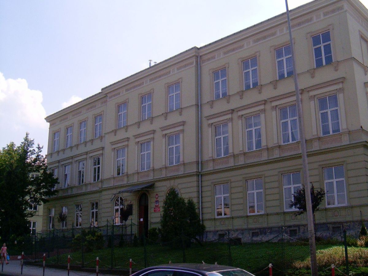 Liceum Ogólnokształcące Im Mikołaja Kopernika W Ostrowi Mazowieckiej I Liceum Ogólnokształcące im. Mikołaja Kopernika - Przewodnik - Dioblina