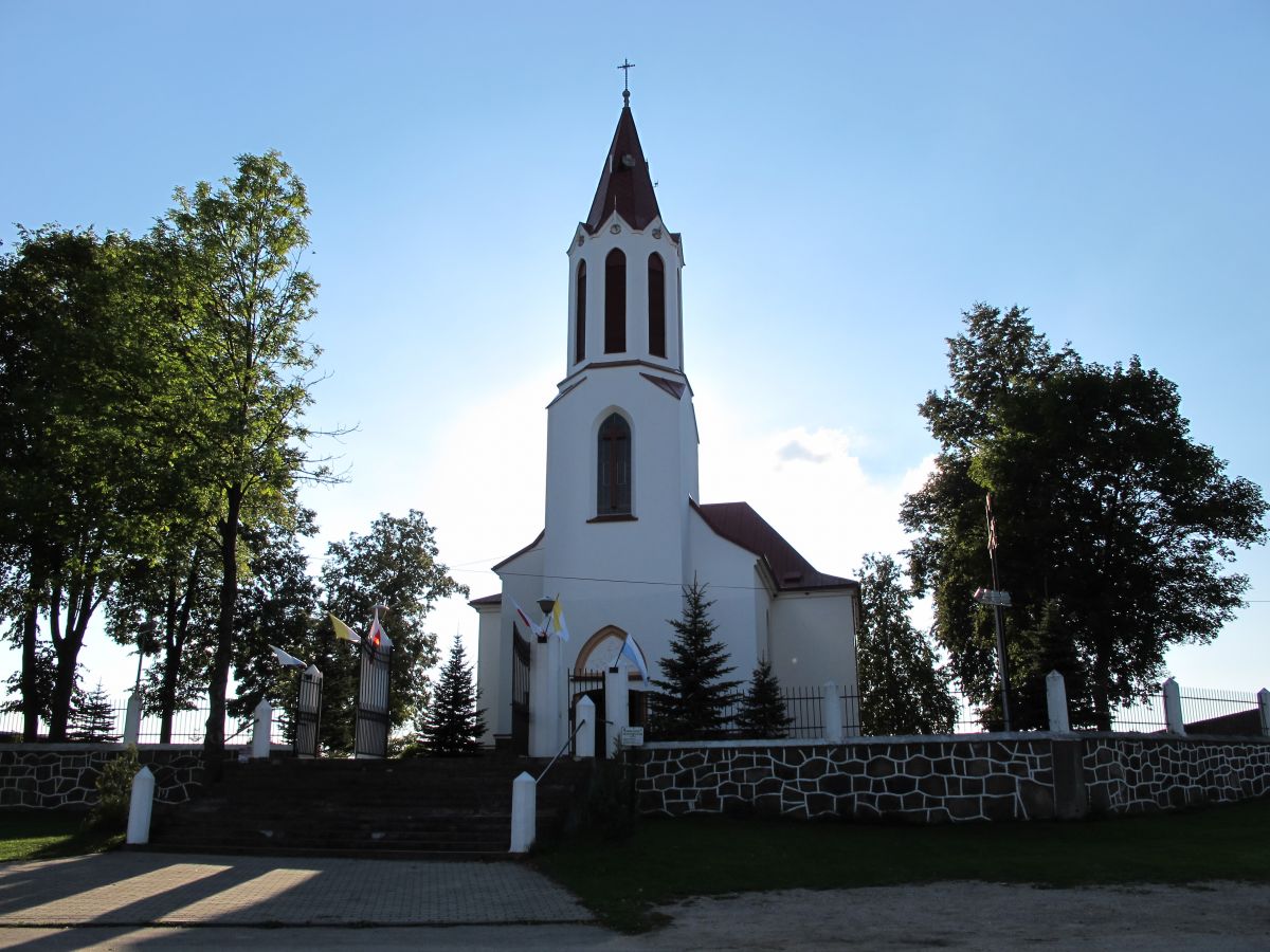 Parafia Najświętszego Serca Jezusowego W Piotrkowie Trybunalskim Kościół Najświętszego Serca Pana Jezusa (Stara Rozedranka) - Przewodnik