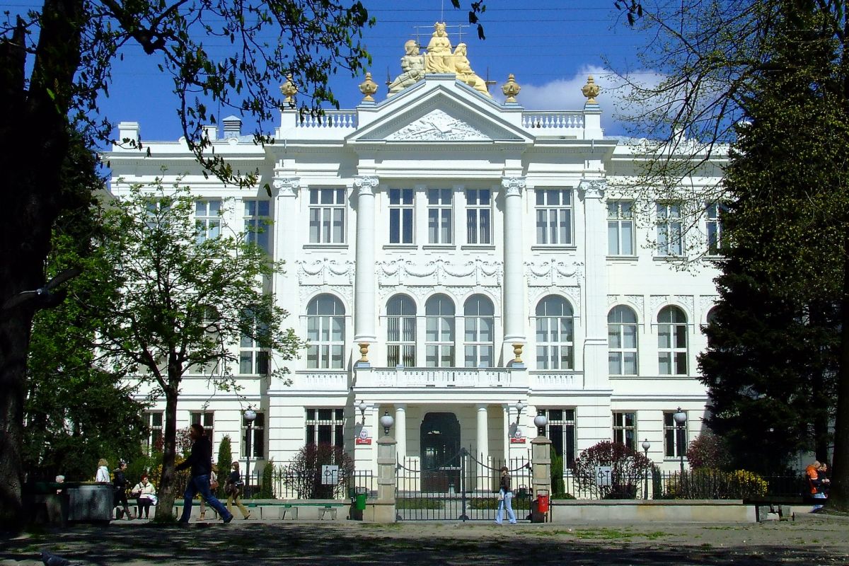 Wydział Komunikacji Piotrków Trybunalski Telefon Piotrków Trybunalski - Przewodnik - Dioblina