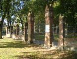 Cmentarz kanoników we Fromborku, brama
