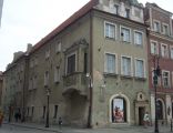 A083, Poznań, kamienica przy Starym Rynku 45 (1). Ysbail
