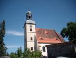 Kościół parafialny w Cieszynie gm.Sośnie -widok boczny