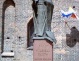 Pomnik biskupa Wilhelma Pluty