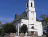 Kościół parafialny pod wezwaniem Świętej Trójcy w miejscowości Obryte