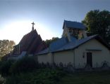 Kościół parafialny św. Stanisława Biskupa i dzwonnica w Leźnie