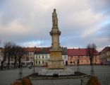 Mieszkowice - pomnik Mieszka I na rynku