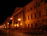 Pałac Trybunalski w nocy